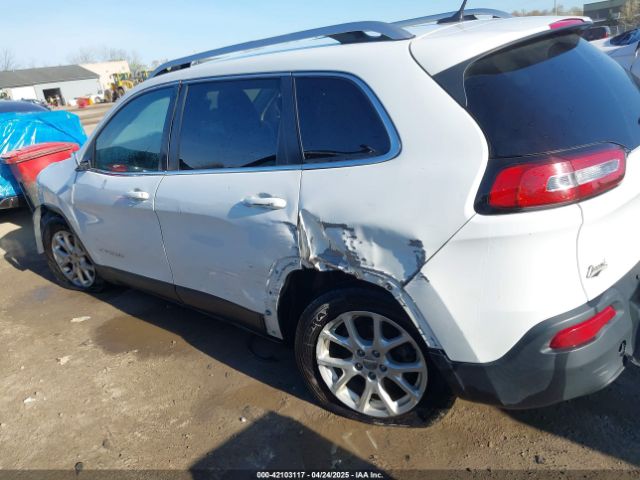 1C4PJLCBXFW506502 Jeep Cherokee Latitude