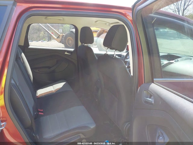 1FMCU9GX6EUA98987 Ford ESCAPE SE