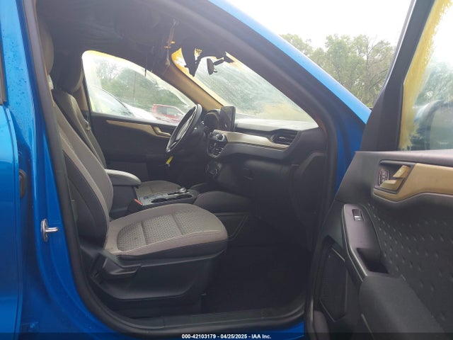 1FMCU9G61LUC05576 Ford ESCAPE SE