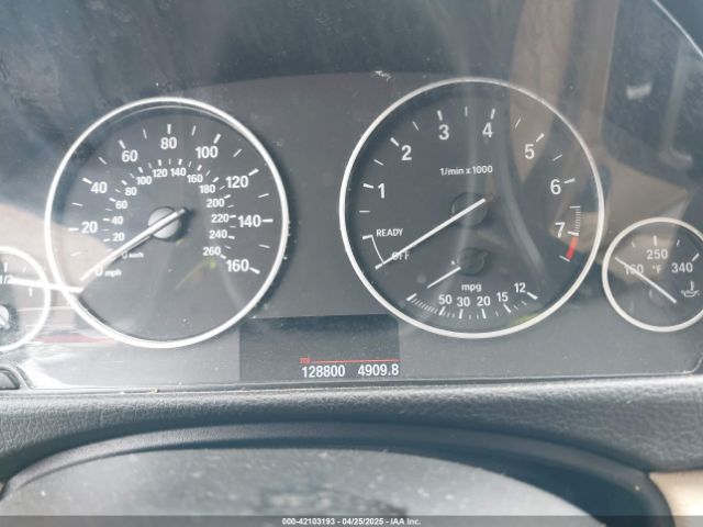 WBA3B1G57FNT05826 BMW 320i