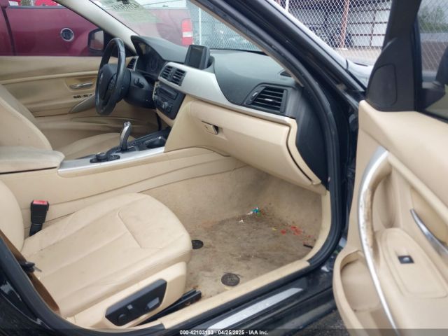 WBA3B1G57FNT05826 BMW 320i