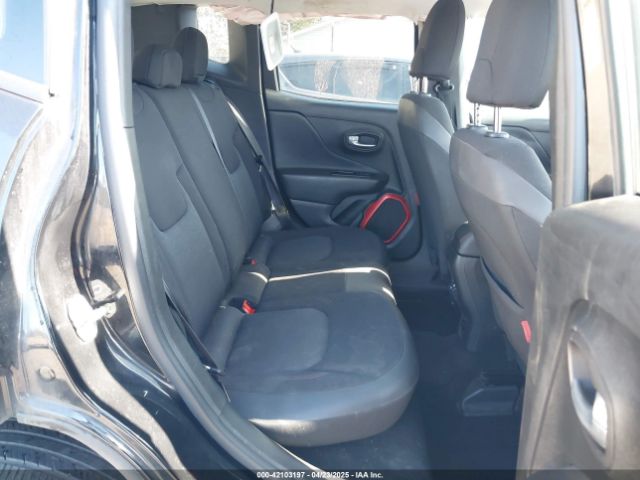 ZACCJBCB7JPH63647 Jeep Renegade Trailhawk 4x4