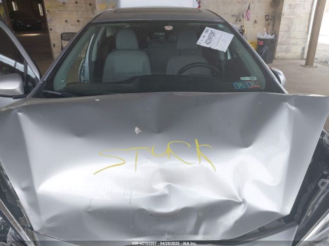 JTDKDTB35J1614639 Toyota Prius C Four