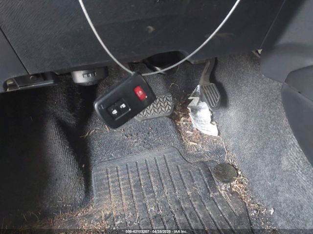 JTDKDTB35J1614639 Toyota Prius C Four