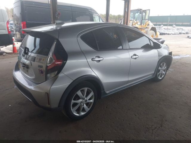 JTDKDTB35J1614639 Toyota Prius C Four