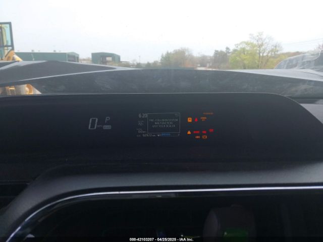 JTDKDTB35J1614639 Toyota Prius C Four