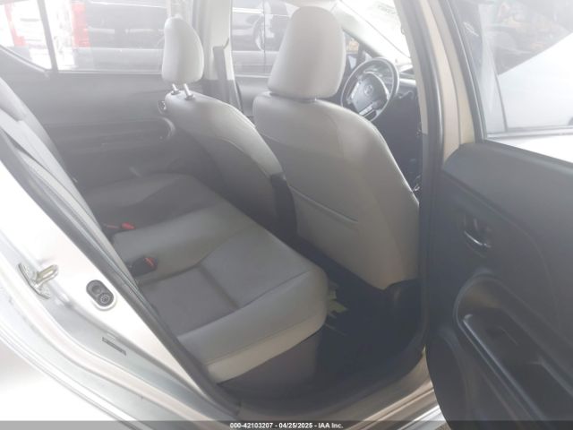 JTDKDTB35J1614639 Toyota Prius C Four