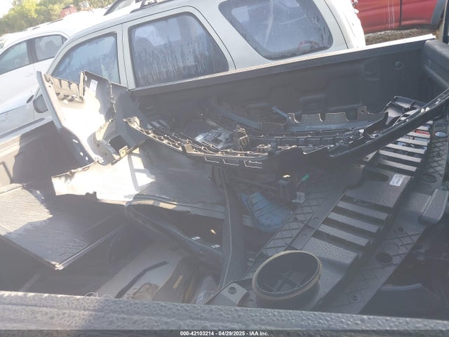 Chevrolet SILVERADO LTD 2022 1GCPYFED3NZ234464 Image 25