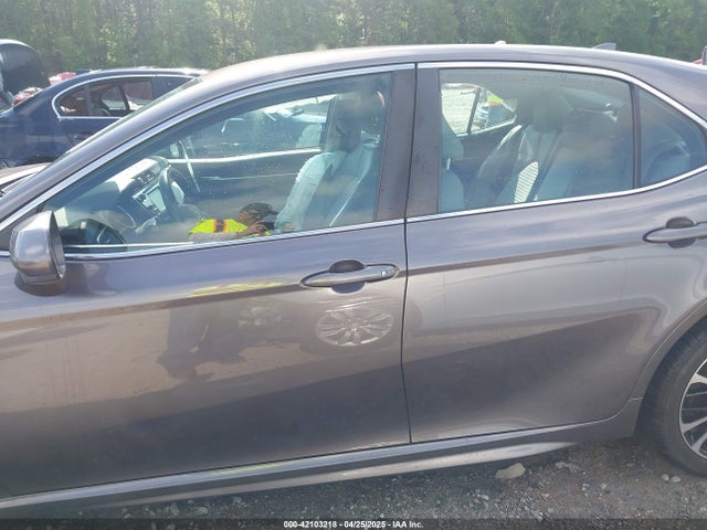 4T1G11AKXLU880313 Toyota CAMRY SE