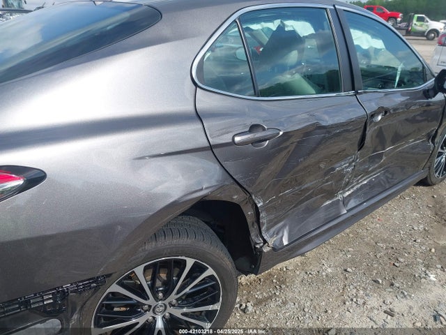 4T1G11AKXLU880313 Toyota CAMRY SE