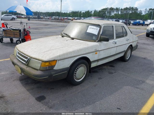 1990 SAAB 900 YS3AJ45D8L7024670 Photo 1