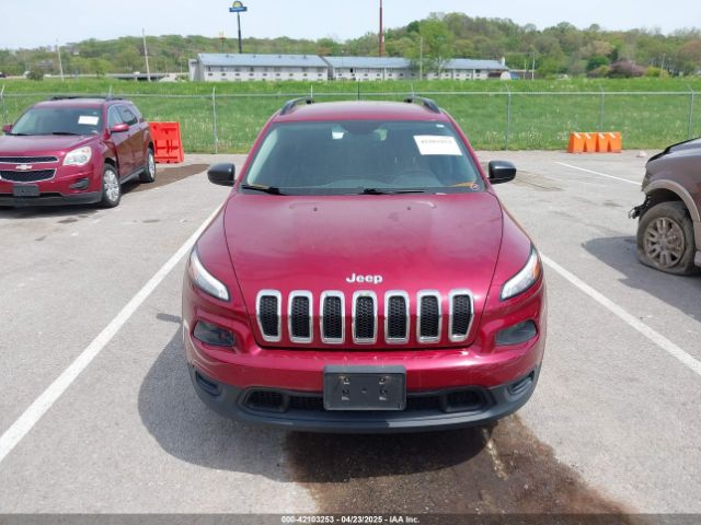 1C4PJMAB8FW765093 Jeep Cherokee Sport