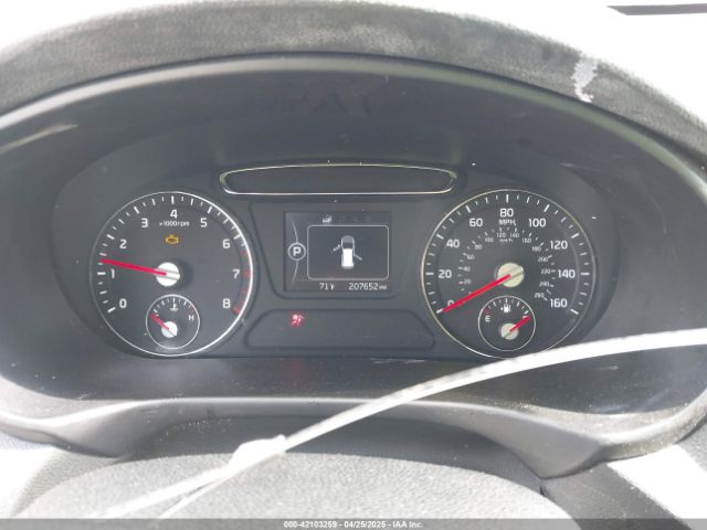 5XYPGDA56HG191361 KIA Sorento 3.3l Lx