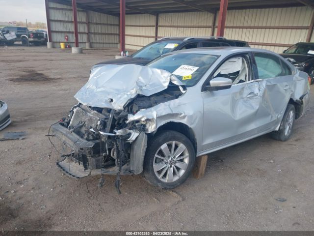 3VWD17AJ9FM274069 Volkswagen Jetta 1.8t Se