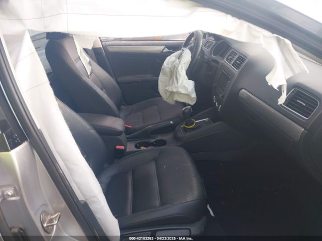 3VWD17AJ9FM274069 Volkswagen Jetta 1.8t Se