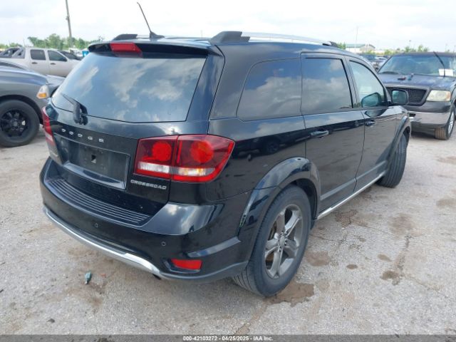 3C4PDCGB2FT713389 Dodge Journey Crossroad