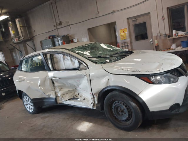 JN1BJ1CP9KW240705 Nissan Rogue Sport S
