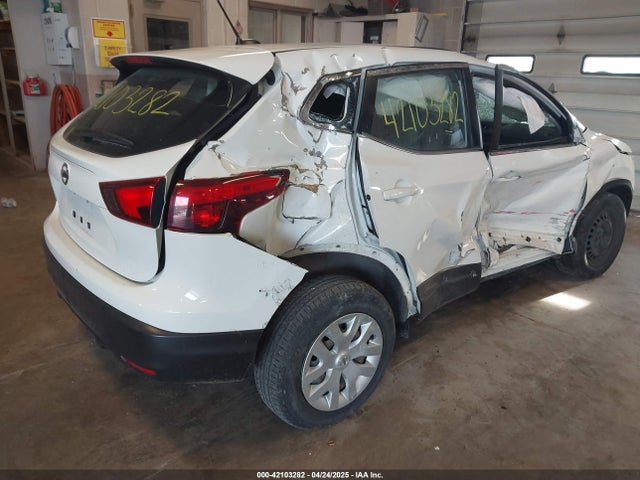 JN1BJ1CP9KW240705 Nissan Rogue Sport S
