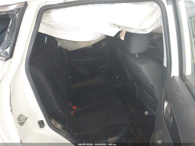 JN1BJ1CP9KW240705 Nissan Rogue Sport S