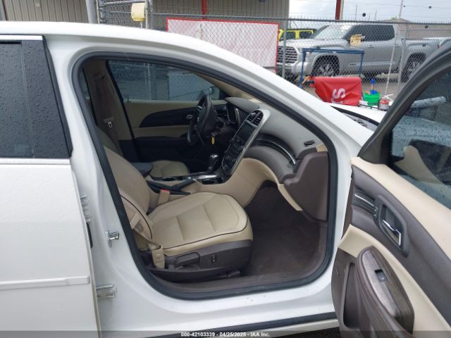 1G11D5SL4FF349545 Chevrolet MALIBU 2LT