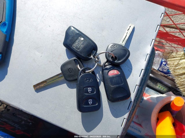 KM8JUCAG6FU955808 Hyundai TUCSON SE