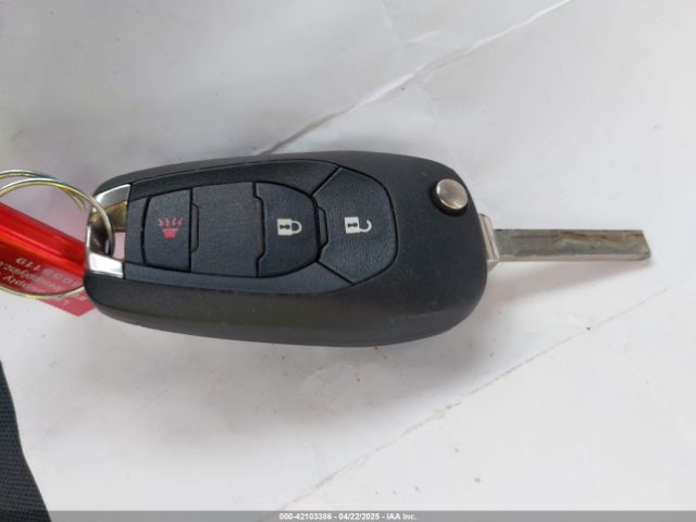 3GNCJKSB2LL326823 Chevrolet Trax Fwd Ls