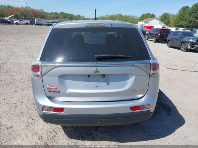 JA4AD2A35EZ014700 Mitsubishi Outlander Es