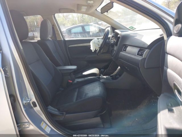 JA4AD2A35EZ014700 Mitsubishi Outlander Es