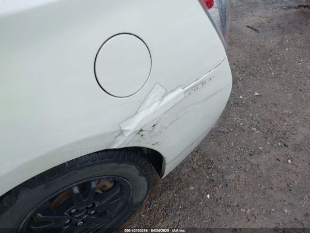 JTDKN3DU3F1882373 Toyota Prius Two