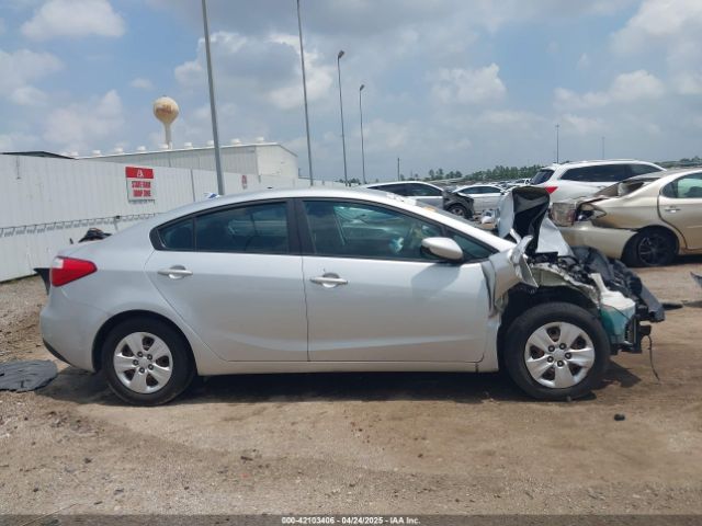 KNAFK4A62G5585740 KIA FORTE LX