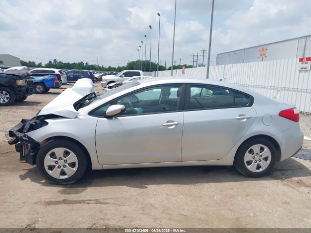 KNAFK4A62G5585740 KIA FORTE LX