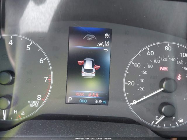 7MUCAAAG6SV131340 Toyota Corolla Cross Le
