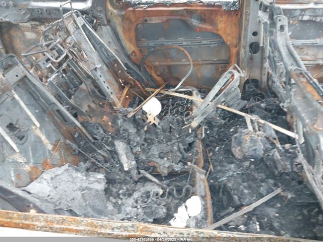 5XYPG4A32JG355242 KIA Sorento 2.4l L