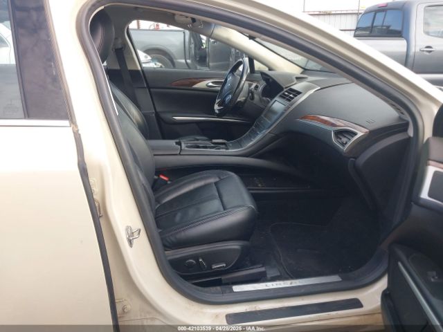 3LN6L2J97GR618268 Lincoln MKZ