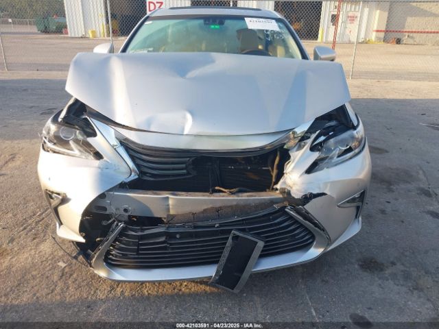 JTHBW1GG7G2115384 Lexus ES 300H