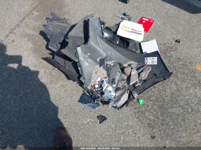 2T3F1RFV9NC269164 Toyota RAV4 LE