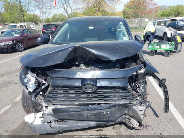 2T3F1RFV9NC269164 Toyota RAV4 LE