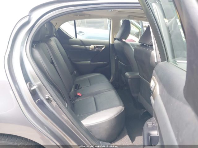 JTHKD5BH0E2182533 Lexus CT 200H