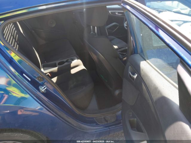 KMHTC6AD9GU303186 Hyundai Veloster