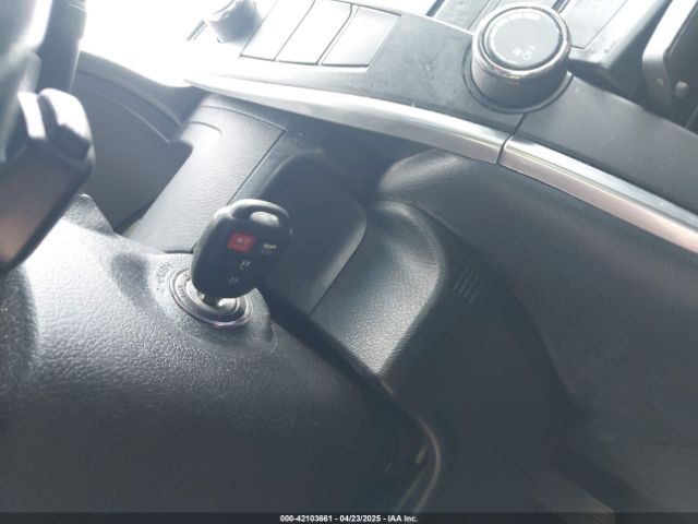 4T1BF1FK8GU242300 Toyota CAMRY SE