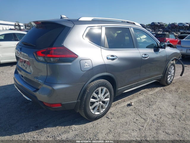 KNMAT2MV0JP615928 Nissan ROGUE SV