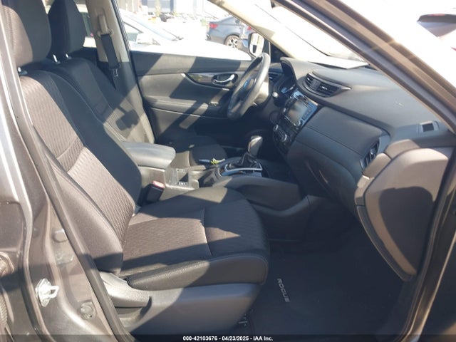 KNMAT2MV0JP615928 Nissan ROGUE SV