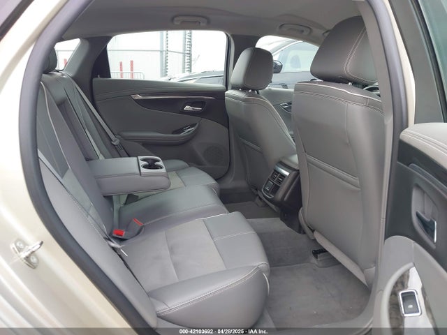 2G1125S33F9242923 Chevrolet Impala 2lt