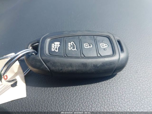 5NMS33AD8KH026481 Hyundai Santa Fe Sel Plus