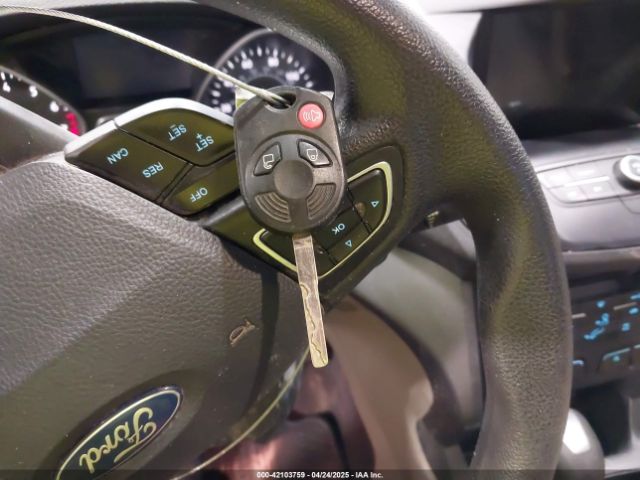 1FMCU9GD5HUC25870 Ford ESCAPE SE