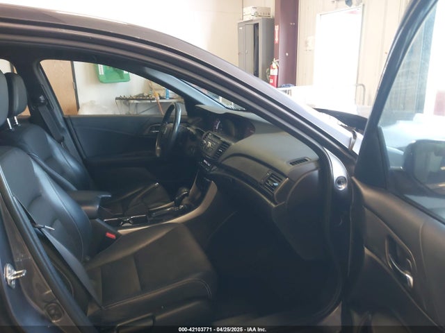 1HGCR2F57GA233638 Honda Accord Sport
