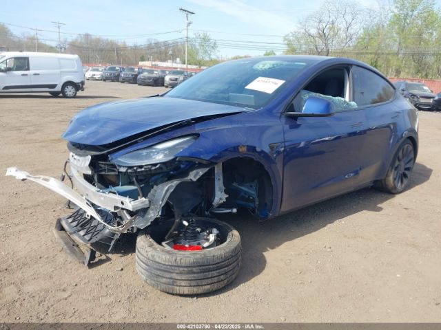 2024 TESLA MODEL Y 7SAYGDEF0RA267754 Photo 5