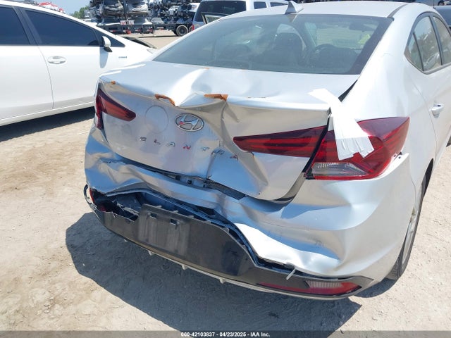 5NPD84LFXKH466932 Hyundai ELANTRA SEL