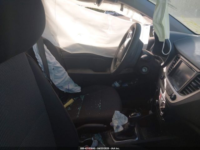 3KPC24A31JE017535 Hyundai Accent Sel