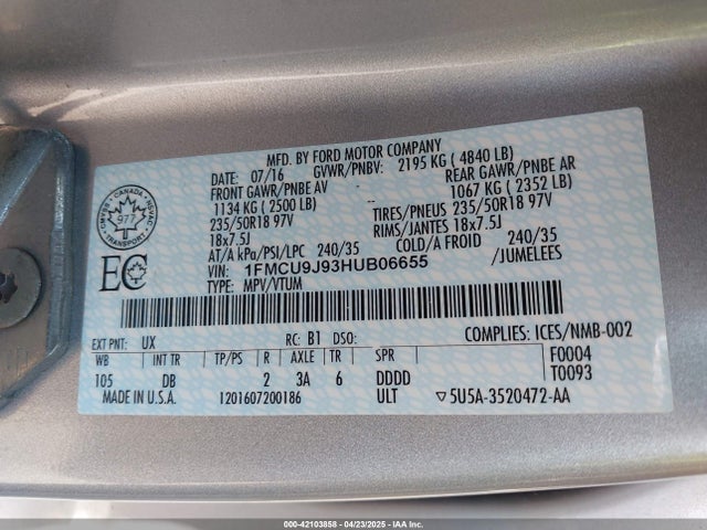 1FMCU9J93HUB06655 Ford Escape Titanium